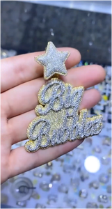 จี้เงินแท้ 925 ประดับมอสซาไนต์สั่งทำพิเศษ จี้มอสซาไนต์ VVS ประดับเพชรแบบ Iced Out จี้ชื่อแบบประดับเพชร - Product Image 2