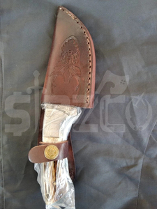 Couteau de chasse OEM Wirecut en acier Damas, couteau à dépecer, lame fixe avec manche en bois de cerf, couteau de camping et d'extérieur EDC avec étui en cuir - Product Image 3
