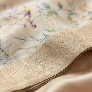 Sari de Georgette Puro con Silueta Recta y Estampado Floral en Tela Chiffon - Product Image 3