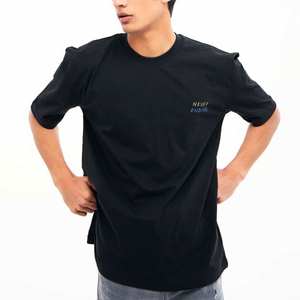 Service OEM, vente en gros, t-shirts pour hommes en coton 100% respirant, à séchage rapide, à col rond, à manches courtes, de couleur unie, surdimensionnés, avec logo personnalisé - Product Image 1