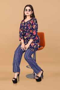 Ensemble Coordonné Femme en Tissu Doux Imprimé Bleu, 2 Pièces, Col Rond, Séchage Rapide, Tenue Athleisure pour Femmes, Taille Plus - Product Image 4