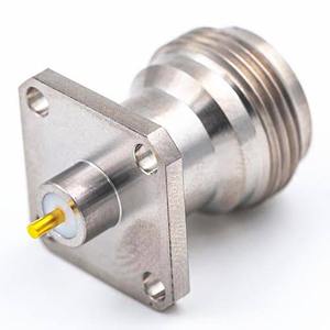 Conector N Hembra de 4 Orificios con Brida Cuadrada de 25 mm, 1 Pin, Carcasa de Latón para Montaje en Panel - Product Image 2