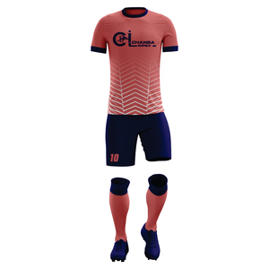 Conjunto de Camiseta de Fútbol Premium con Estampado por Sublimación Vibrante y Duradero - Product Image 1