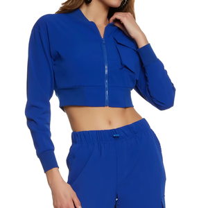 Hoodie court d'hiver pour femme, tendance, avec col montant et logo frontal, coupe décontractée en polaire pour tenues décontractées branchées - Product Image 1