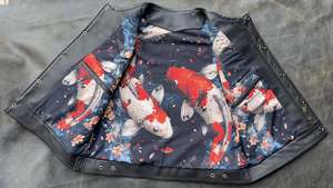 เสื้อกั๊กหนังสำหรับรถจักรยานยนต์แผ่นปะเย็บปักตามสั่ง OEM - Product Image 3