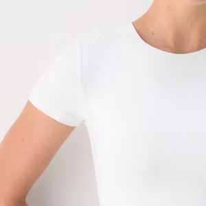 T-shirt Femme Tendance Col Rond Léger et Doux Décontracté Été Design Moderne Vente en Gros Service OEM Prix Abordable 2026 - Product Image 3