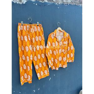 Conjunto de pijama de manga larga con estampado floral amarillo de algodón para mujer, ropa de dormir informal holgada de longitud completa de dos piezas con cuello vuelto - Product Image 6