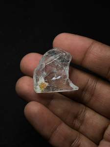 พลอยโทแพซธรรมชาติขัดเงาแบบหยาบ พร้อมประกายรุ้ง 64.5 กะรัต สำหรับทำเครื่องประดับ DIY - Product Image 3