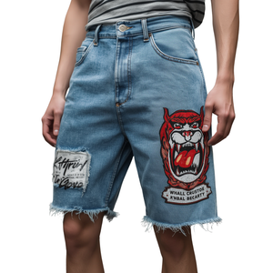 Shorts de mezclilla con estampado gráfico Y2K para hombre - Product Image 1
