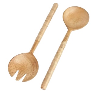 Nouvelle Cuillère et Fourchette à Salade en Bois avec Long Manche Rond pour Table à Manger – Ensembles de Service à Salade Artisanaux - Product Image 1