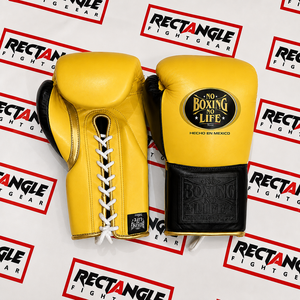 ถุงมือชกมวยหนังวัวแท้แบบผูกเชือก รุ่น Custom No Boxing no Life สำหรับฝึกซ้อมและแข่งขัน ซึมซับเหงื่อ แห้งเร็ว รับผลิตแบบ OEM จำนวนมาก - Product Image 1