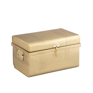 Caja de Almacenamiento Metálica Decorativa Grande, Diseño Europeo Vintage, Duradera y Sostenible, Unicorn Handicrafts - Product Image 1