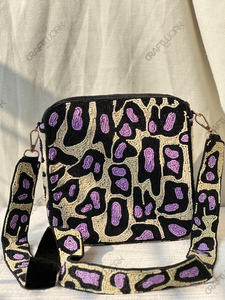 Pochette carrée noire perlée, motif mosaïque, fabrication artisanale, sac de soirée, vente en gros, OEM, export, marque privée, en vrac - Product Image 3