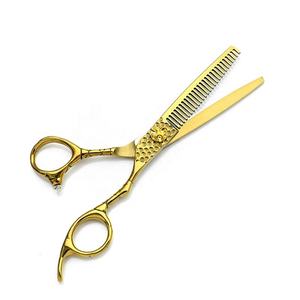 กรรไกรตัดผม OEM/ODM ขนาดและโลโก้ตามสั่ง 9CR กรรไกรตัดผมมืออาชีพ ชุดกรรไกรตัดผมสแตนเลส 440C - Product Image 2