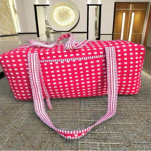 กระเป๋าผ้าฝ้ายพิมพ์ลายบล็อกแบบดัฟเฟิล ทำมือ น้ำหนักเบา ทนทาน ดีไซน์กว้างขวาง หรูหรา เป็นมิตรกับสิ่งแวดล้อม ขนาด 20 นิ้ว สำหรับวันหยุดสุดสัปดาห์ - Product Image 3