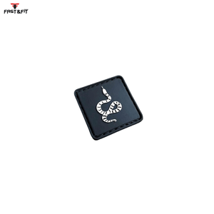 Patchs en caoutchouc PVC de haute qualité, taille et couleur personnalisées, effet 3D pour vêtements d'extérieur, vente en gros OEM - Product Image 3