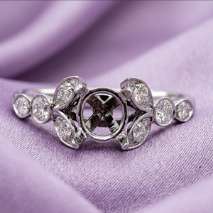 แหวนเพชรกึ่งยาว18K ดีไซน์แบบโซลิแทร์สำหรับงานแต่งงานแหวนเพชรแท้สีทองขาวสำหรับการหมั้นหมาย - Product Image 1