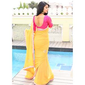 ผ้าส่าหรีสีเหลืองสวยงาม งานแฮนด์เมด ไซส์ XS ทรงตรง เอวธรรมชาติ ทำจากผ้าออร์แกนซ่า - Product Image 1