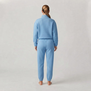 Ensemble de survêtement élégant pour femme, hiver, à capuche, en polaire unie, 2 pièces, manches courtes, polyvalent, longueur genou, 100% coton, 320g - Product Image 2
