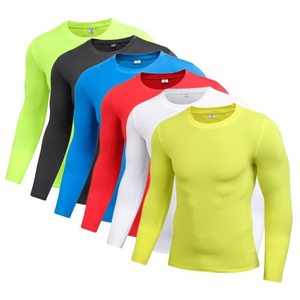 Rashguard pour homme de haute qualité, personnalisé, en spandex/polyester, respirant, séchage rapide, en gros, fabriqué au Pakistan - Product Image 4