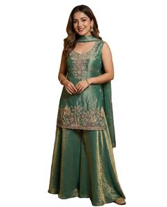 Ensemble palazzo long en soie traditionnelle Emerald Noor pour la fête de Diwali avec fonction de séchage rapide - Product Image 1
