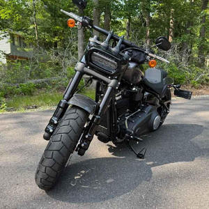 Harley-Davidson Fat Bob 114 d'occasion 2023 à vendre – Style audacieux, couple puissant, cruiser urbain, origine américaine - Product Image 3