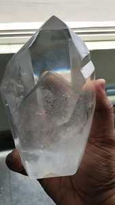 Pierre précieuse de quartz fantôme polie naturelle, personnalisée pour la guérison énergétique, la méditation, la décoration des chakras, le soulagement du stress, la fabrication de bijoux, ou comme cadeau - Product Image 1