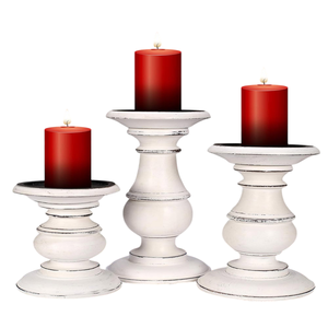 Juego más vendido de 3 soportes de velas de pilar de madera de diseño personalizado hechos de madera de mango para decoración del hogar para Navidad - Product Image 1
