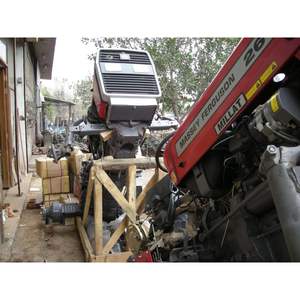 Tractor Massey Ferguson de grado de exportación MF 260 2WD 60 HP diseñado para un trabajo de toma de fuerza eficiente en campos rurales para agricultura en el sur de Asia - Product Image 4