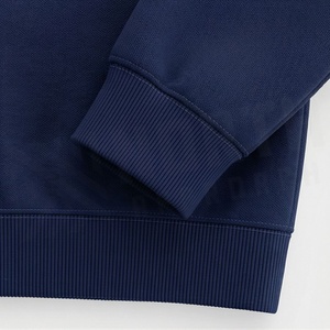 Hoodie Crop Top Premium Respirant pour Femme – Sweat-shirt Décontracté Streetwear Tendance avec Logo Personnalisé - Product Image 6