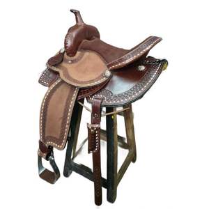 Silla de montar Western de cuero premium con base de plástico tipo barril y acabado rugoso, con juego de arreos a juego - Product Image 2
