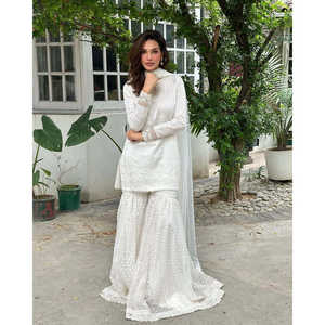 ออกแบบเย็บปักถักร้อยและเลื่อมงาน sharara ด้านบนกับ dupatta สำหรับชุดพรหม - Product Image 5