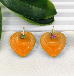 Colgante de Cuarzo Naranja en Forma de Corazón de 20mm al por Mayor - Proveedor de Joyería con Dijes de Corazón Chapados en Oro - Product Image 1