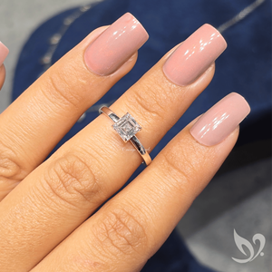 Anillo de Diamante Cultivado en Laboratorio con Corte Asscher de 1 Quilate, Certificado por IGI |   Anillo de Compromiso Solitario en Oro Blanco de 18K - Product Image 4