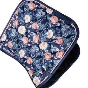 Material profesional suave y transpirable para un máximo rendimiento equino, almohadilla de montura para caballos con estampado. - Product Image 2