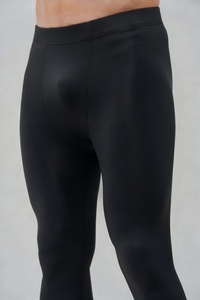 Leggings de performance durables pour hommes pour les activités sportives comme le basketball, le football et l'entraînement CrossFit - Product Image 2