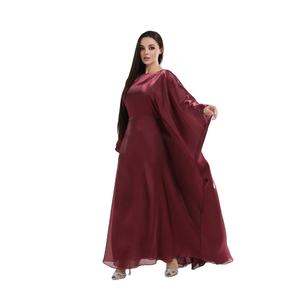 ชุดเดรสมีจีบสีทึบเสื้อคลุมคอลูกเรือขนาด5XL สไตล์เรียบง่ายออกแบบได้ตามต้องการ - Product Image 1