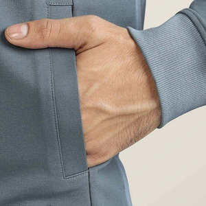 Ensemble de survêtement léger pour homme – Meilleur prix de gros – Style streetwear – Survêtement homme à séchage rapide – Conception OEM personnalisée - Product Image 6