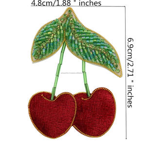 Broche de Cereza con Cuentas, Hecho a Mano, Bordado con Lentejuelas y Cuentas, Parche de Aplique de Fruta, Accesorio de Diseño, Venta al por Mayor - Product Image 1