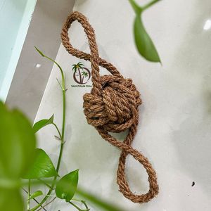 ของเล่นเคี้ยวสำหรับสุนัข ซาน ปัม ดูอา ทำจากใยมะพร้าว ขนาดเล็ก กลาง ใหญ่ ทนทาน ใยธรรมชาติ ดีไซน์แบบปม ใช้ได้ทั้งในบ้านและนอกบ้าน - Product Image 3