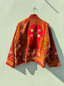 Chaqueta Suzani de Terciopelo Vintage Hecha a Mano, Abrigo de Invierno Bordado, Estilo Boho, Kimono Corto, Blazer Abierto Cómodo - Product Image 2