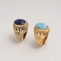 Bague Statement Ovale Vintage Faite à la Main en Turquoise Naturelle Sertie Clos, Plaqué Or 18K sur Laiton, Style Chrétien, avec Expertise Tierce