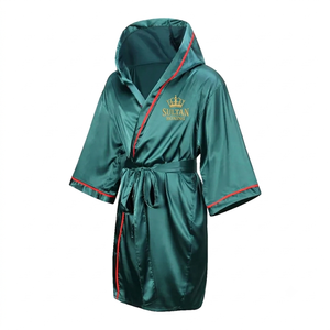 Robe de boxe personnalisée SULTAN BOXING en satin polyester |   Robe de combat à capuche Ring Walk |   Vêtements de boxe de protection OEM à marque privée - Product Image 6
