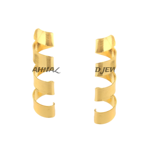 Boucles d'oreilles en forme de printemps en or 18 carats plaqué laiton à la mode pour femmes Usine de bijoux Vente en gros Boucles d'oreilles en laiton massif finement conçues - Product Image 1