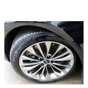 Kia K9 3.3 T-GDI AWD 2022, 58,100 km, Caja de Cambios Automática, Asientos de Cuero, Volante a la Izquierda - Product Image 5