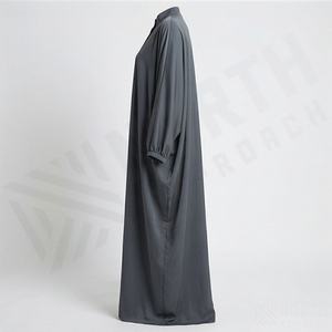 2025 OEM Kimono Abaya pour femmes musulmanes, en tissu polyester épais, doux et très extensible, col en V, manches longues, pour fêtes, Ramadan, mariages - Product Image 3