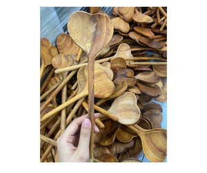 ช้อนไม้ธรรมชาติสำหรับใช้ในครัวการก่อสร้างทำจากไม้เนื้อแข็งพร้อมที่จับสบายสำหรับทำอาหารในชีวิตประจำวัน - Product Image 1