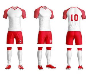 Tenue de football personnalisée, ensemble maillot et short de sport avec matière légère et respirante - Product Image 3