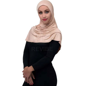 Hijab Moderne Tendance au Design Élégant en Tissu Léger Spandex pour Usage Quotidien - Product Image 2