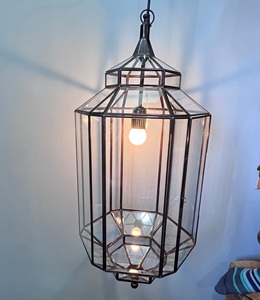 Lámpara Colgante Decorativa LED con Marco Negro de Vidrio/Latón, Luz Blanca Cálida Suave, Forma Larga y Grande, para Sala de Estar - Product Image 2